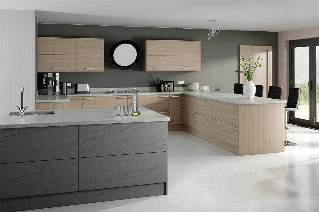 �ǿ����������