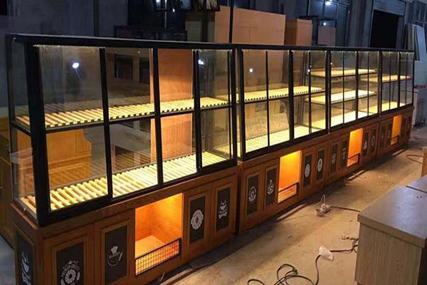 �л��������